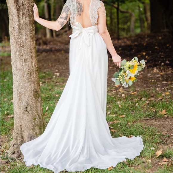 Anna Campbell Grace Crepe Wedding Dress 